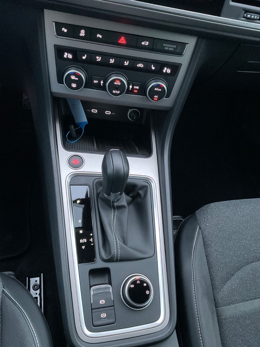 Fahrzeugabbildung SEAT Ateca 1.5 TSI Xperience DSG,Kamera,Navi,LED