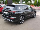 Mitsubishi Outlander 2.4L PHEV TOP Luxury-Paket 2-Farb - Mitsubishi Plug-in Hybrid Outlander mit Panoramadach