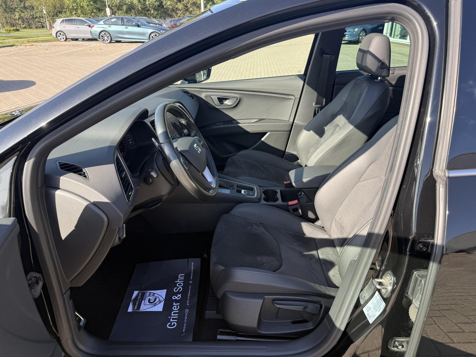 SEAT Leon Xcellencen,Virtual,Pano,R-Kamera,AHK,Beats, миниатюра 18