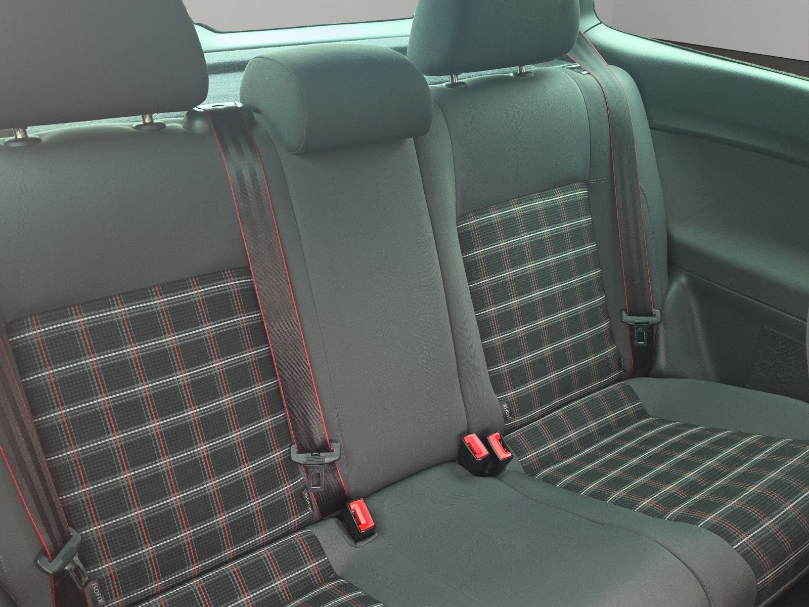 Fahrzeugabbildung Volkswagen Polo IV GTI TÜV SERVICE NEU