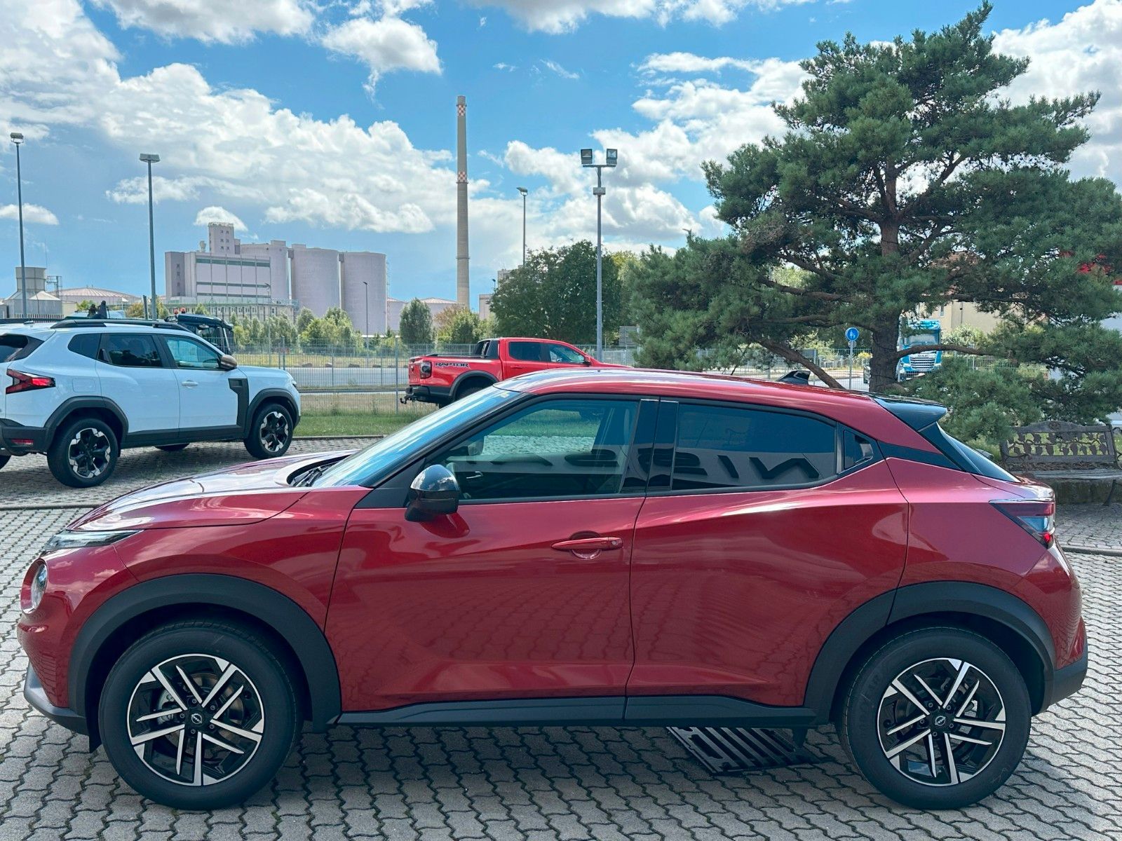 Fahrzeugabbildung Nissan Juke 1.6 Hybrid N-CONNECTA