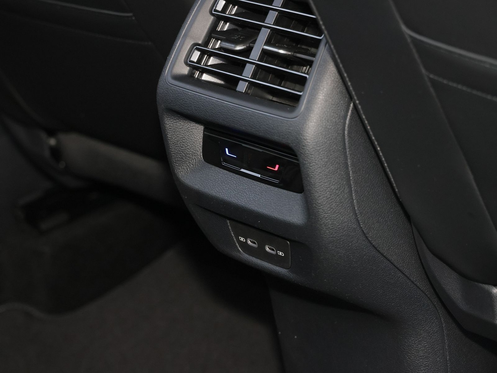 Volkswagen Tiguan - Bild 14