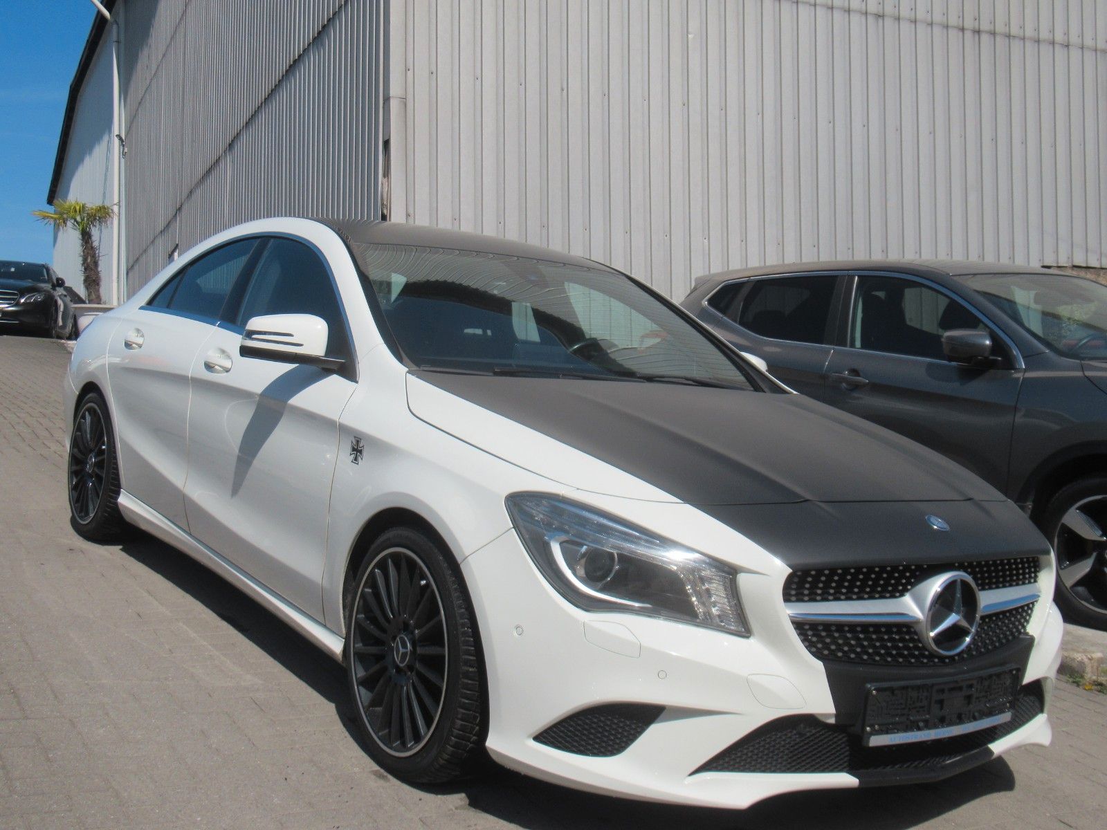 MERCEDES-BENZ CLA 220 CDI- NAVI-LEDER-8xALU-SHZ-PDC-TEMPO