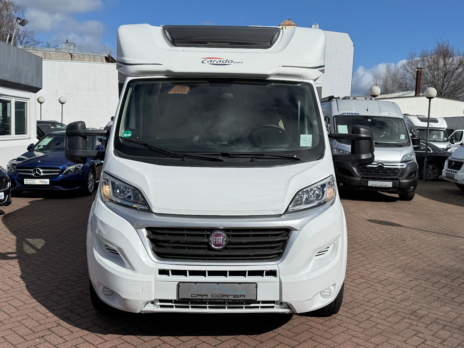 Fahrzeugabbildung Carado T 334 FIAT DUCATO AUTOMATIK SOLAR TV SAT AHK CAM
