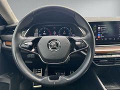 SKODA Octavia Combi 2.0 TDI Scout 4x4 LED Navi Ahk ACC SKODA Octavia Combi 2.0 TDI Scout 4x4 LED Navi Ahk ACC