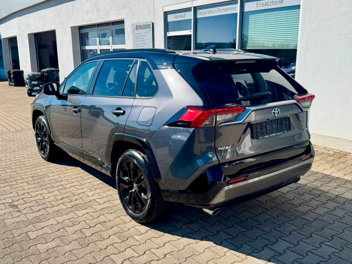 Toyota RAV4 5-Türer 2,5L Hybrid AWD 4x4 Style Selection imagem 3