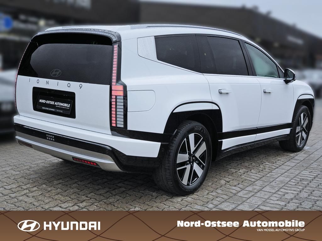 Fahrzeugabbildung Hyundai IONIQ 9 TECHNIQ Panoramadach-Glas-Schiebedach