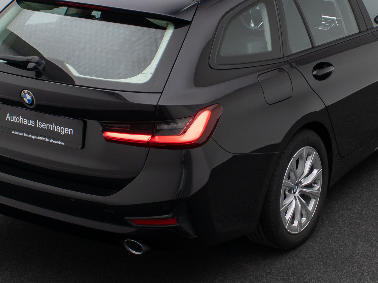 Fahrzeugabbildung BMW 320d DAB CockPitPro Lordos Stop&Go PDC Alarm