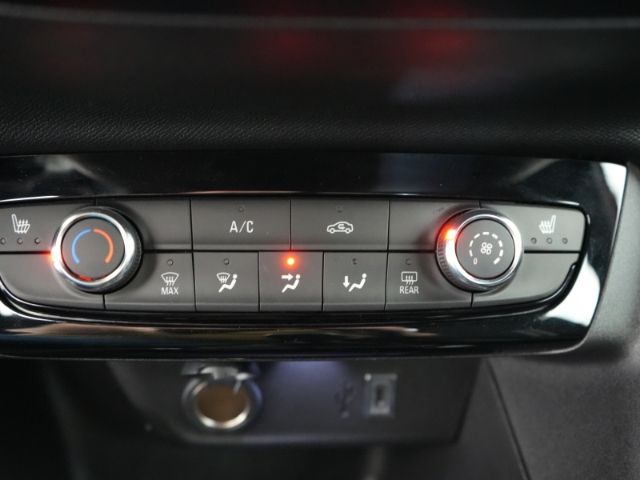 Corsa F FACELIFT GS+RÜCKFAHRKAMERA+SITZ-/LENKRAD