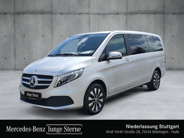 Mercedes V 220 - 2