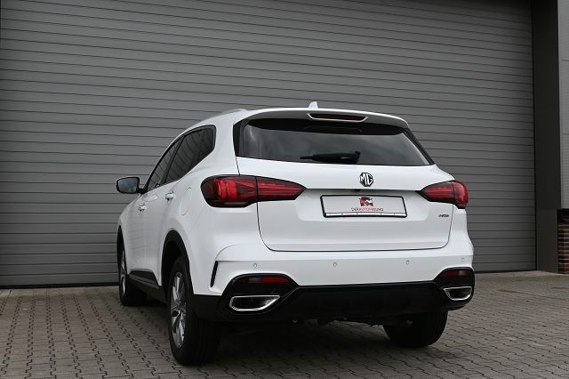 MG HS