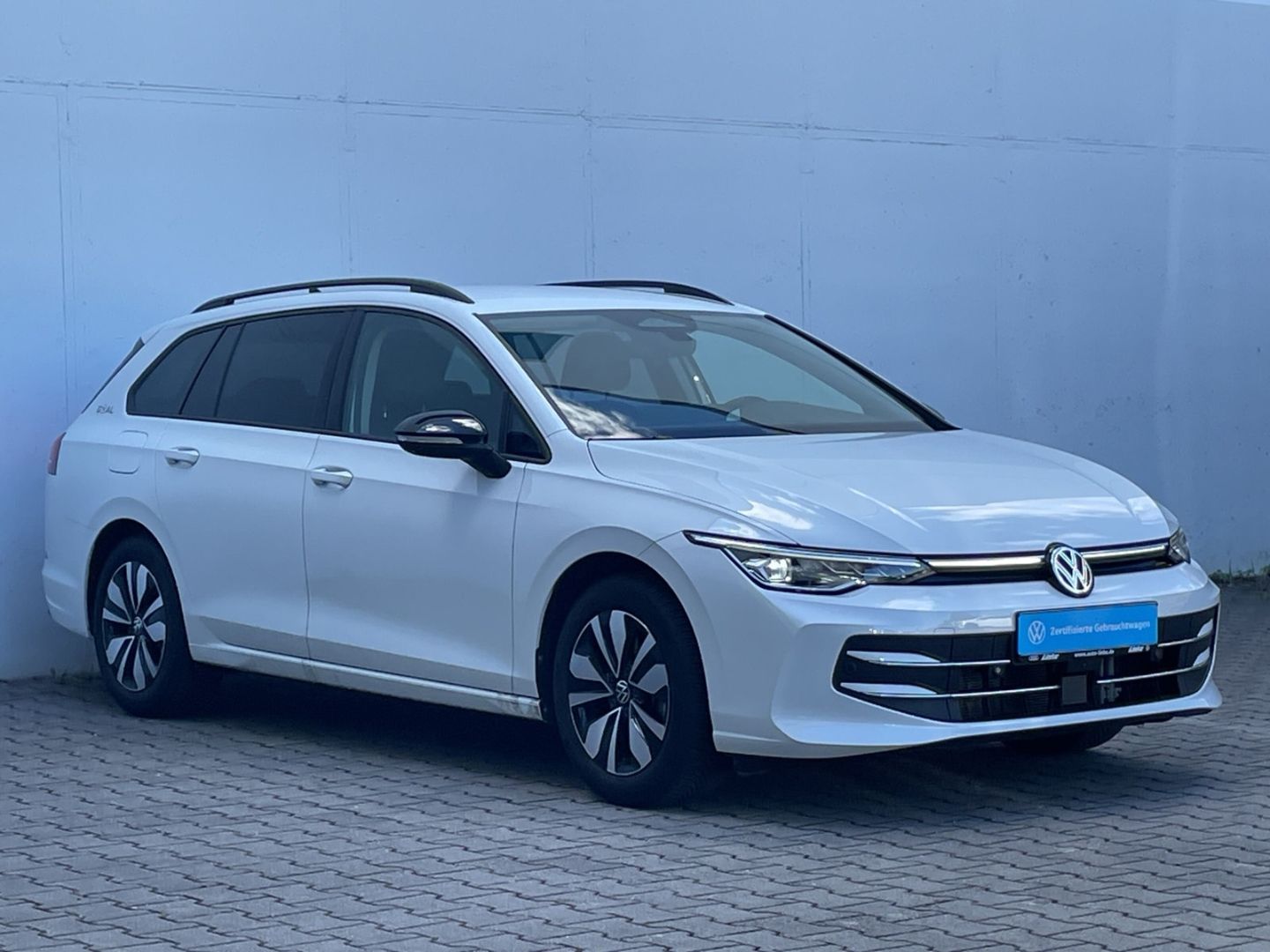 Volkswagen Golf Variant VIII 1.5 eTSI DSG Goal AHK 360°Cam foto 2