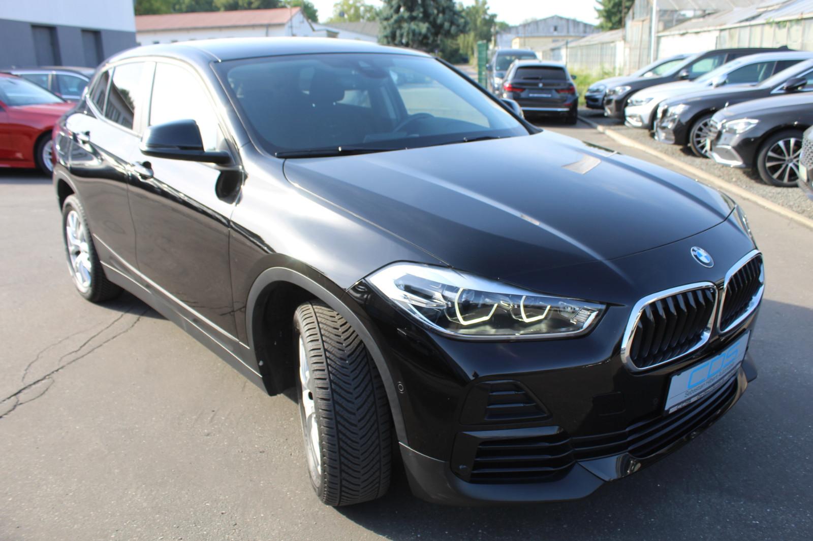 BMW X2 sDrive 18d Advantage +Sportsitz+AHK+DAB+LED+