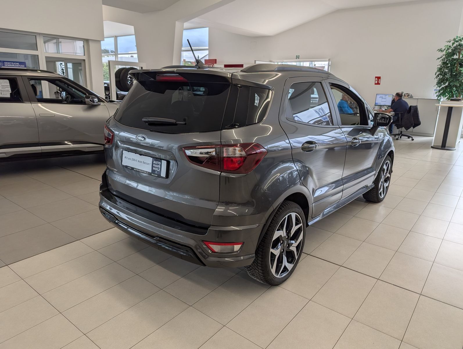 FORD EcoSport 1.0 EcoBoost ST-Line LED Navi Winter – Bild 4