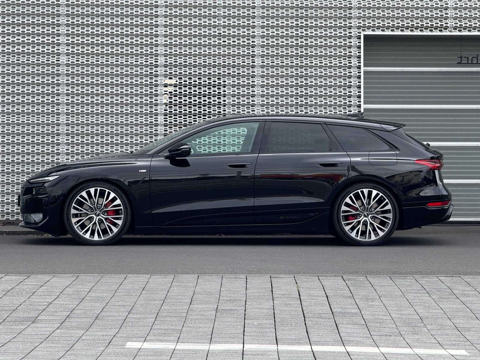 Audi A6 e-tron - Bild 2