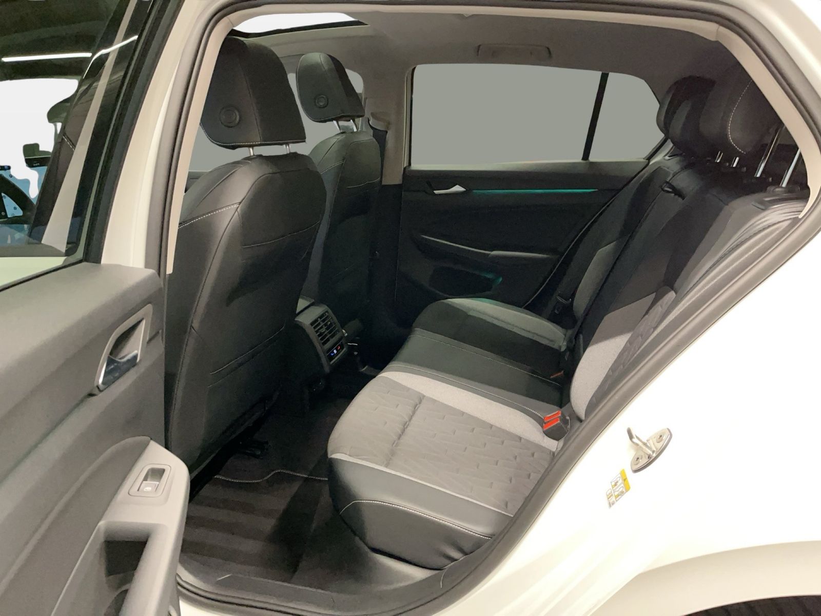 Volkswagen Golf - Bild 13