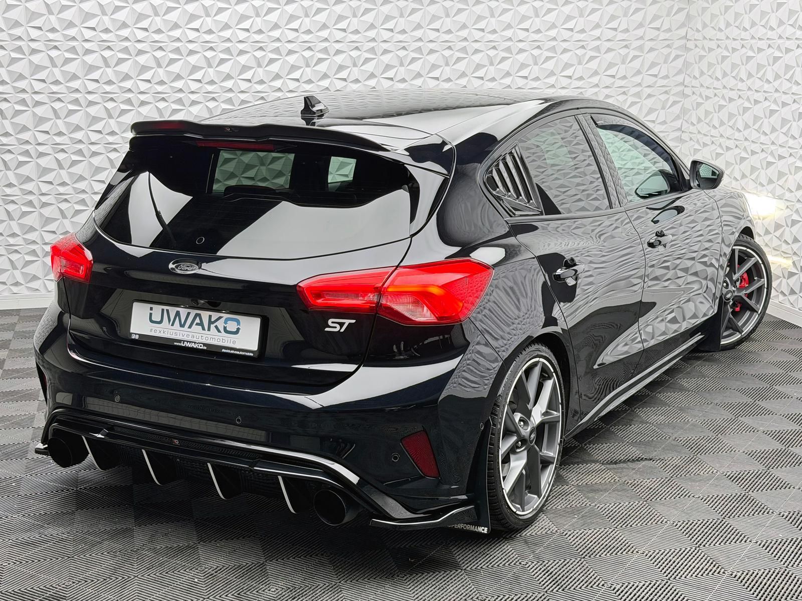 Fahrzeugabbildung Ford FOCUS ST PERFORMANCE/MAXTON/BULLX-MOTORSPORT/B&O