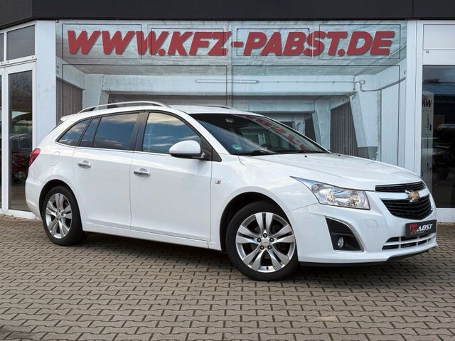 Chevrolet Cruze Station Wagon LTZ Navi Tempomat AAC Kamera