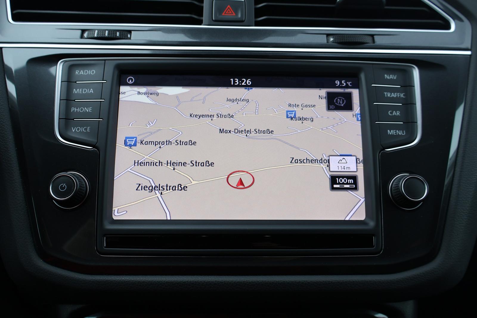Volkswagen Tiguan 1.4 TSI DSG R-Line LED ACC Navi 360° AHK