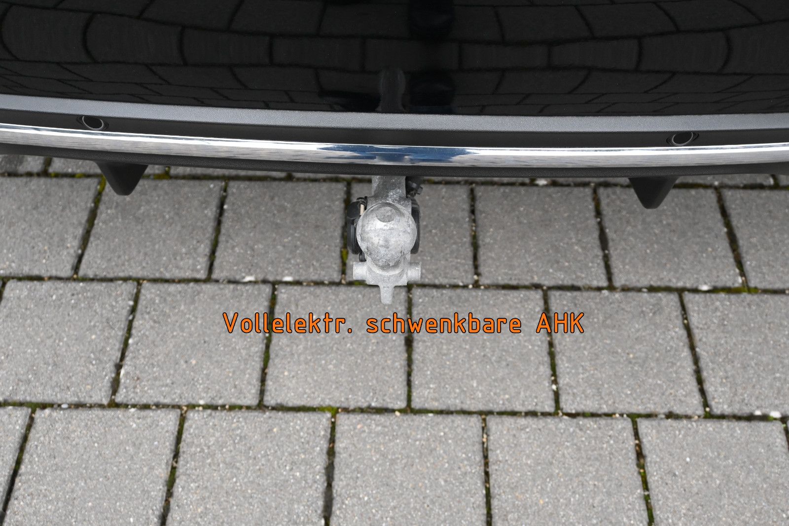 Fahrzeugabbildung Mercedes-Benz GLC 220 d 4MAT. AMG LINE °ACC°AHK°STANDHEIZ°MEMO