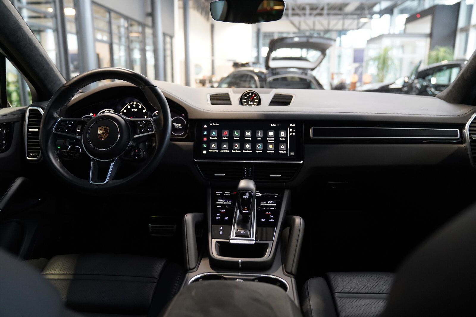 Porsche Cayenne Coupe GTS kreide Sport Classic Pano AHK foto 12
