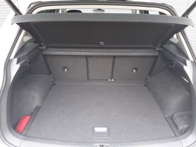 Fahrzeugabbildung Volkswagen Tiguan 2.0 TDI R-line 4Motion DSG KLIMA LED ALU