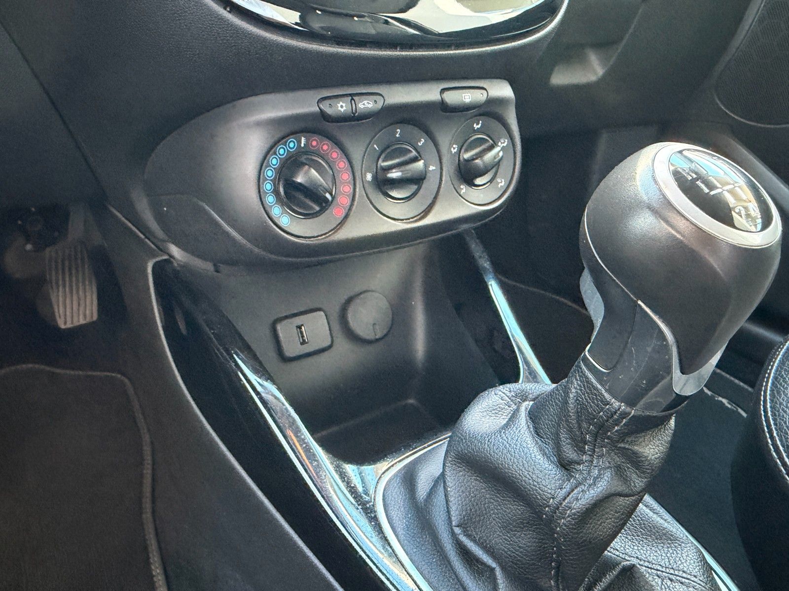 Fahrzeugabbildung Opel Adam GNTM 69PS PDC/SHZ/LHZ!
