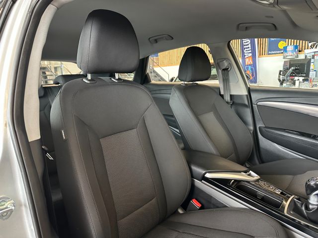 Hyundai i40 cw 5 *Tempo*AHK*SitzHZ*PDC*