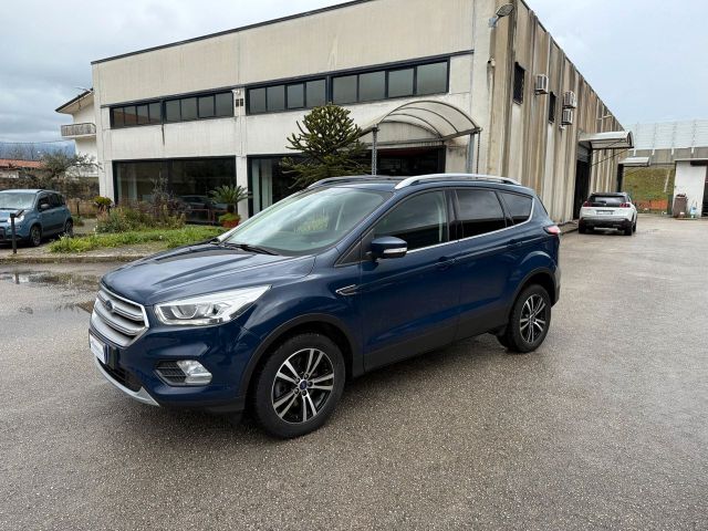 Ford Kuga 1.5 TDCI 120 CV S&S 2WD Powershift Bus