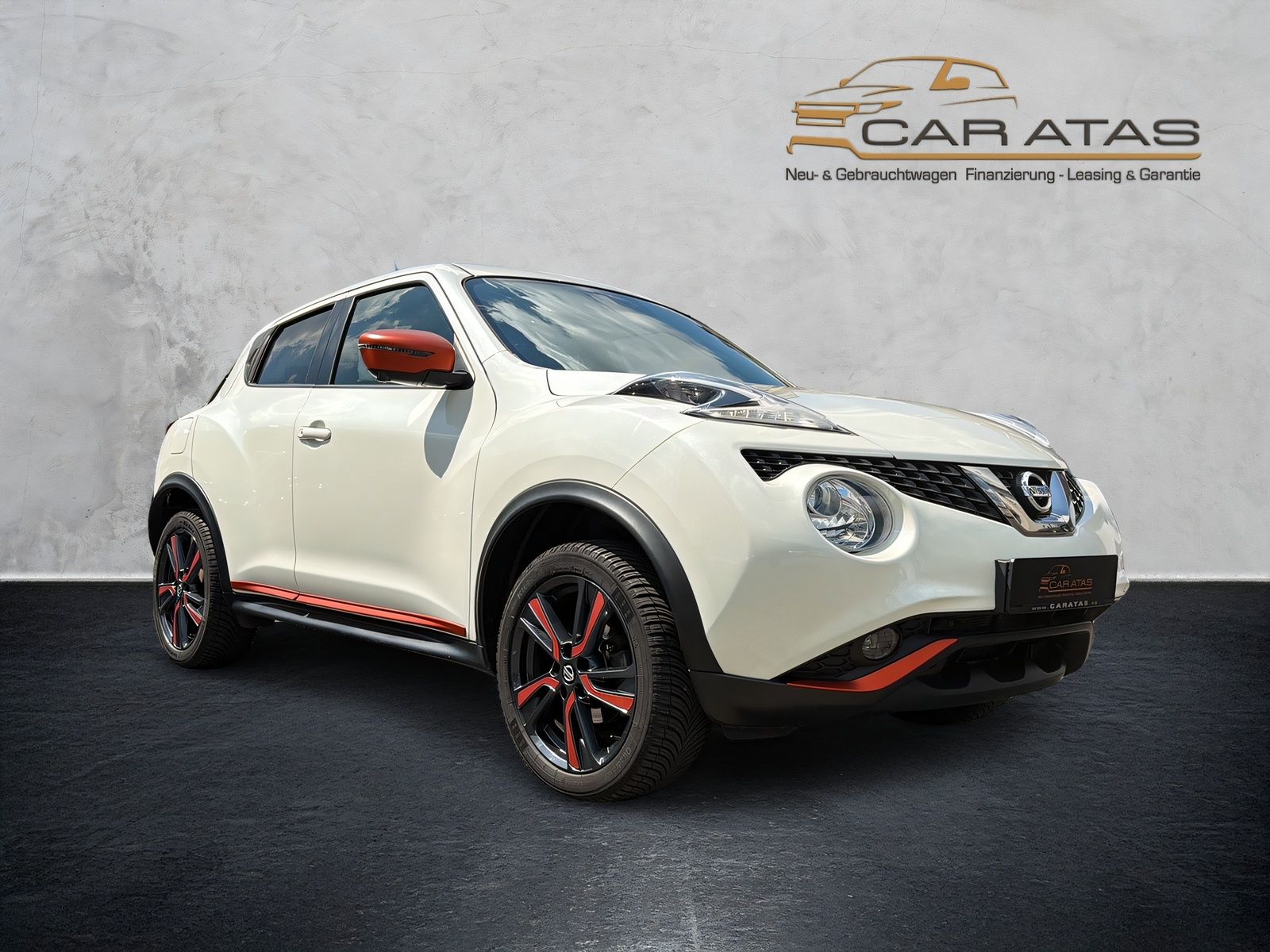 Fahrzeugabbildung Nissan Juke 1.6 TEKNA AUT. KEYLESS 360° KAM NAVI LEDER