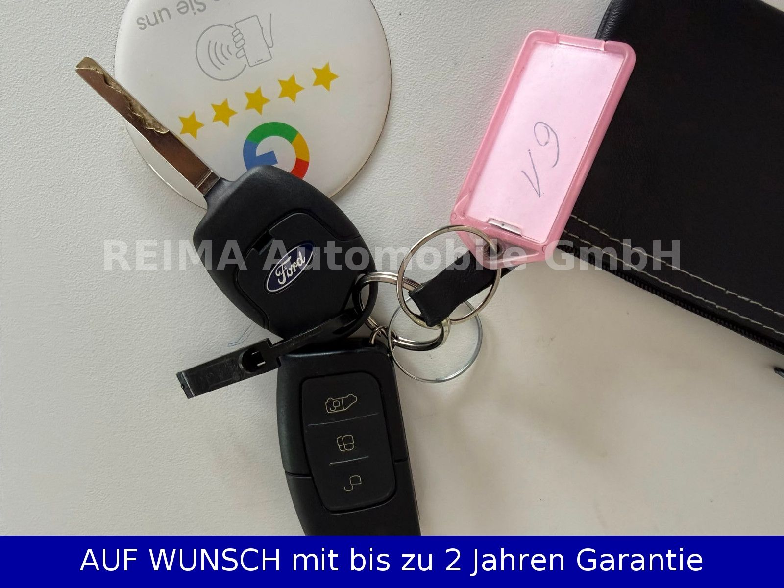 Fahrzeugabbildung Ford Transit Courier, Klima, Winterpaket, Navi