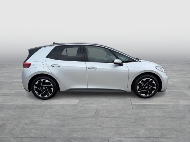 ID.3 PRO AHK WÄRMEPUMPE IQ LIGHT NAVI DAB+ACC LE