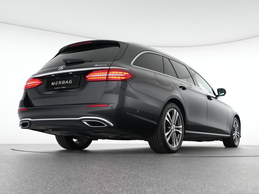 Mercedes-Benz E 220 d 4M T Avantgarde Multibeam HUD Distronic