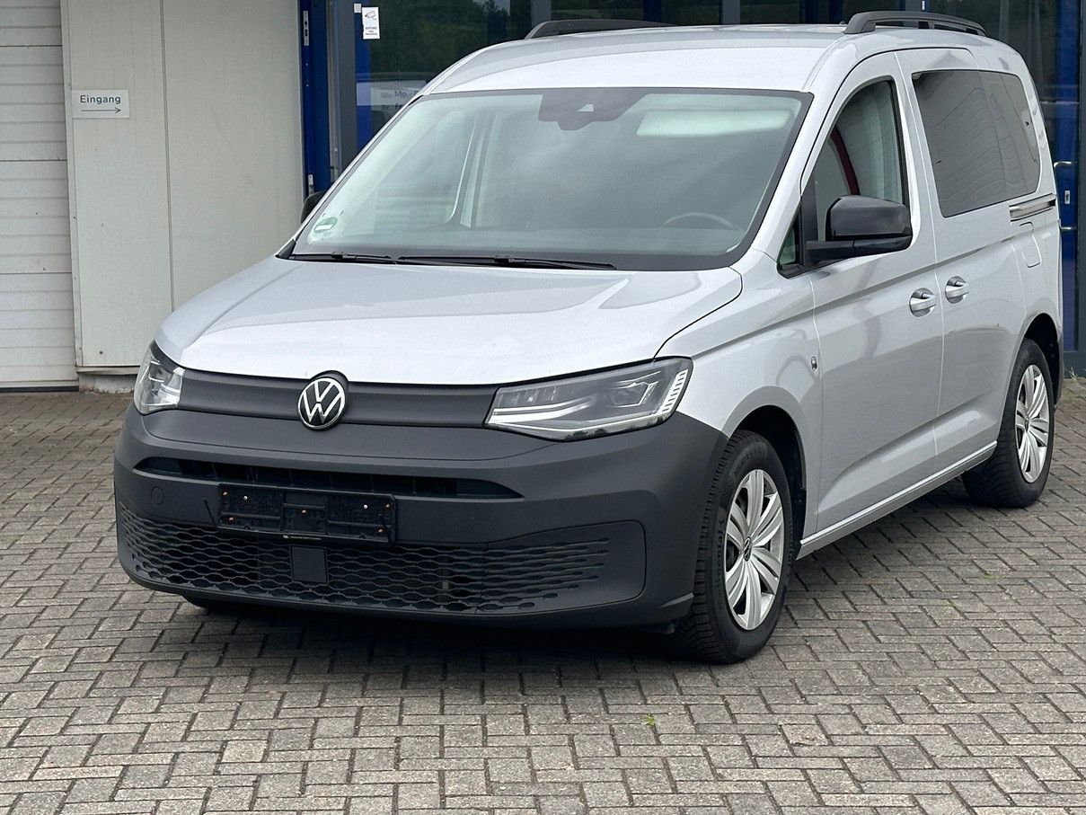 VW Caddy  4Motion LED AHK Navi