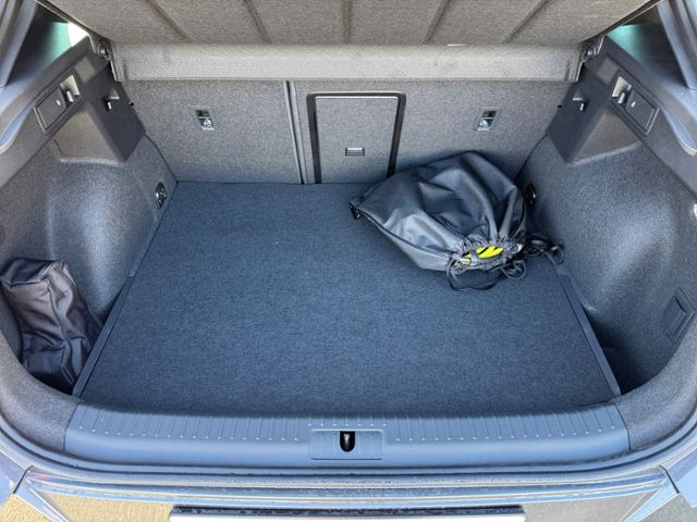 Fahrzeugabbildung CUPRA Formentor VZ 1.4 e-Hybrid KLIMA LED NAVI ALU