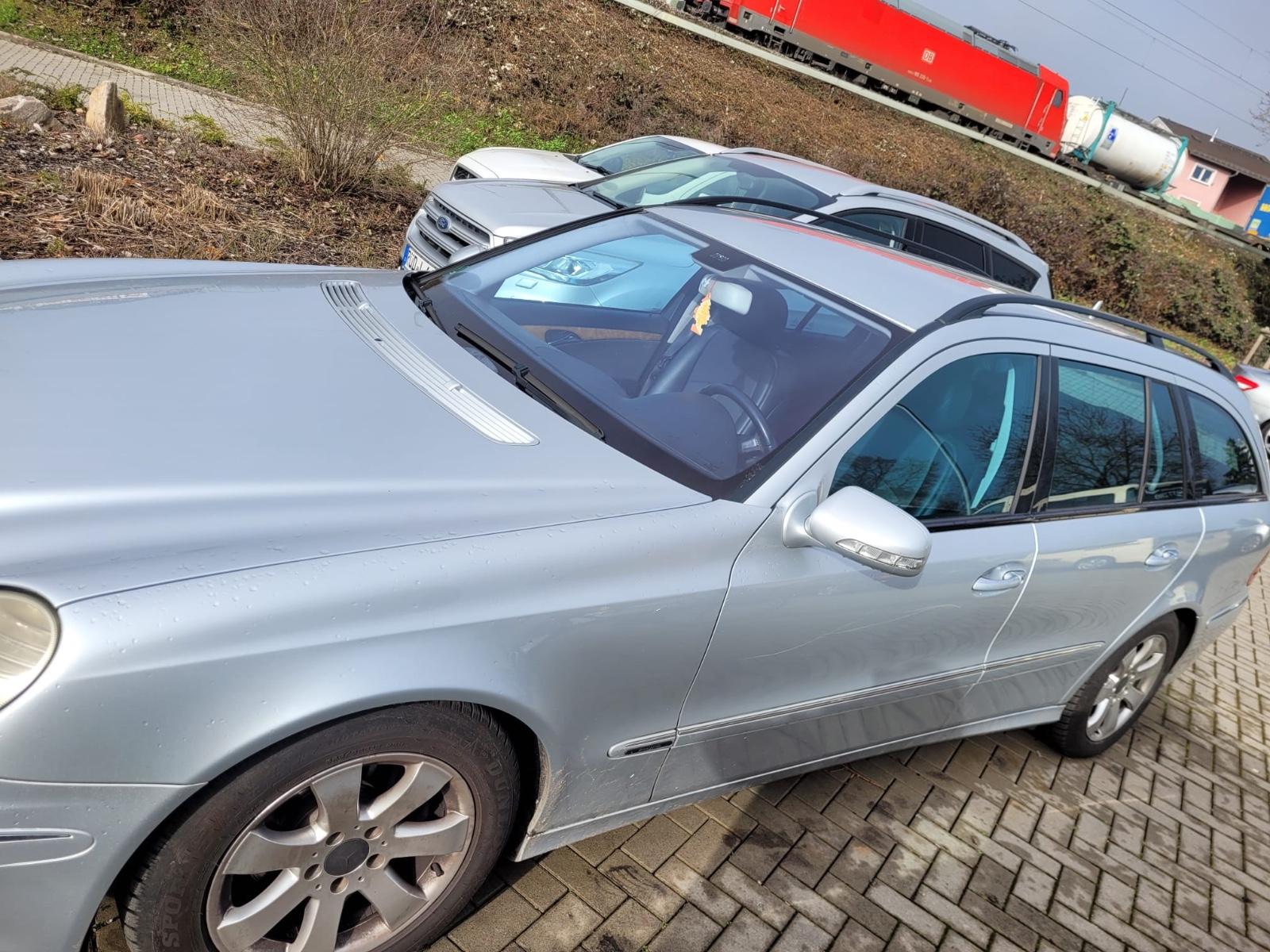 Mercedes-Benz E 220 CDI T AVANTGARDE Avantgarde