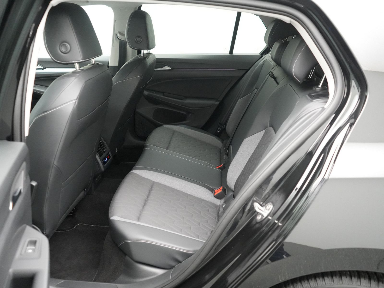 Volkswagen Golf - Bild 13