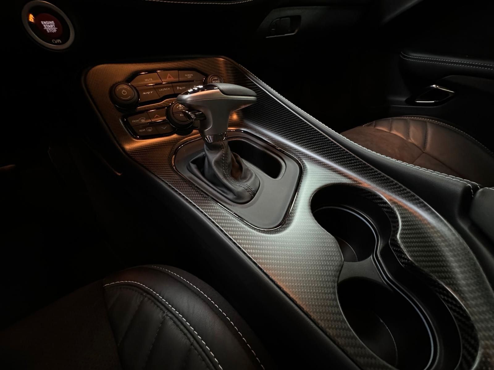 Fahrzeugabbildung Dodge CHALLENGER HELLCAT JAILBREAK -LAST CALL-CARBON