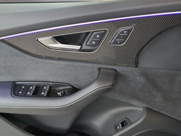 Audi Q7 - 10
