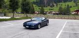 BMW 850i - blaue BMW 850