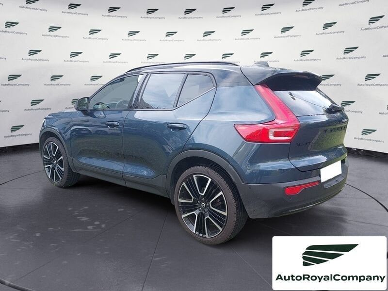Volvo XC40 XC40 2.0 b4 Ultra Black Edition auto imagem 3