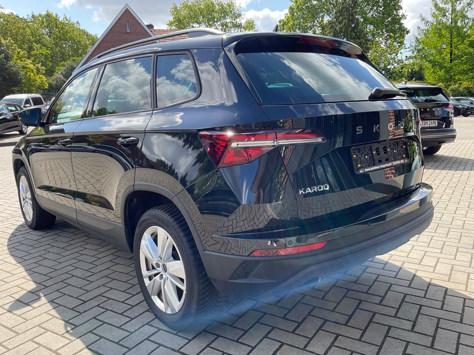 Fahrzeugabbildung SKODA Karoq 1.5l TSI ACT DSG,Navi,Kamera,LED,VirtualCo