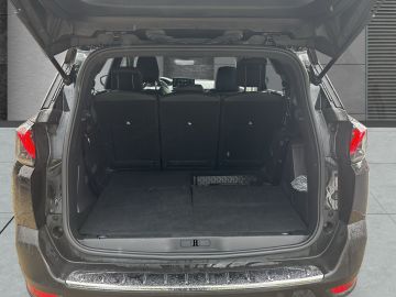 Peugeot 5008 - 5
