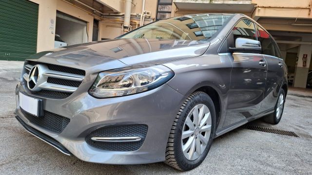 MERCEDES-BENZ Mercedes-benz B 180 d Automatic Premium