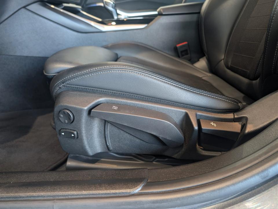BMW 320i Limousine