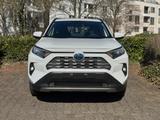 Toyota RAV 4 2.5 Hybrid 4x2 Team Deutschland - Toyota RAV 4 Neuwagen