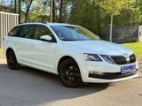 Skoda Octavia Ambition AHK/SHZ/SMART-L/TEMPO/PDC - Skoda Octavia aus 2017