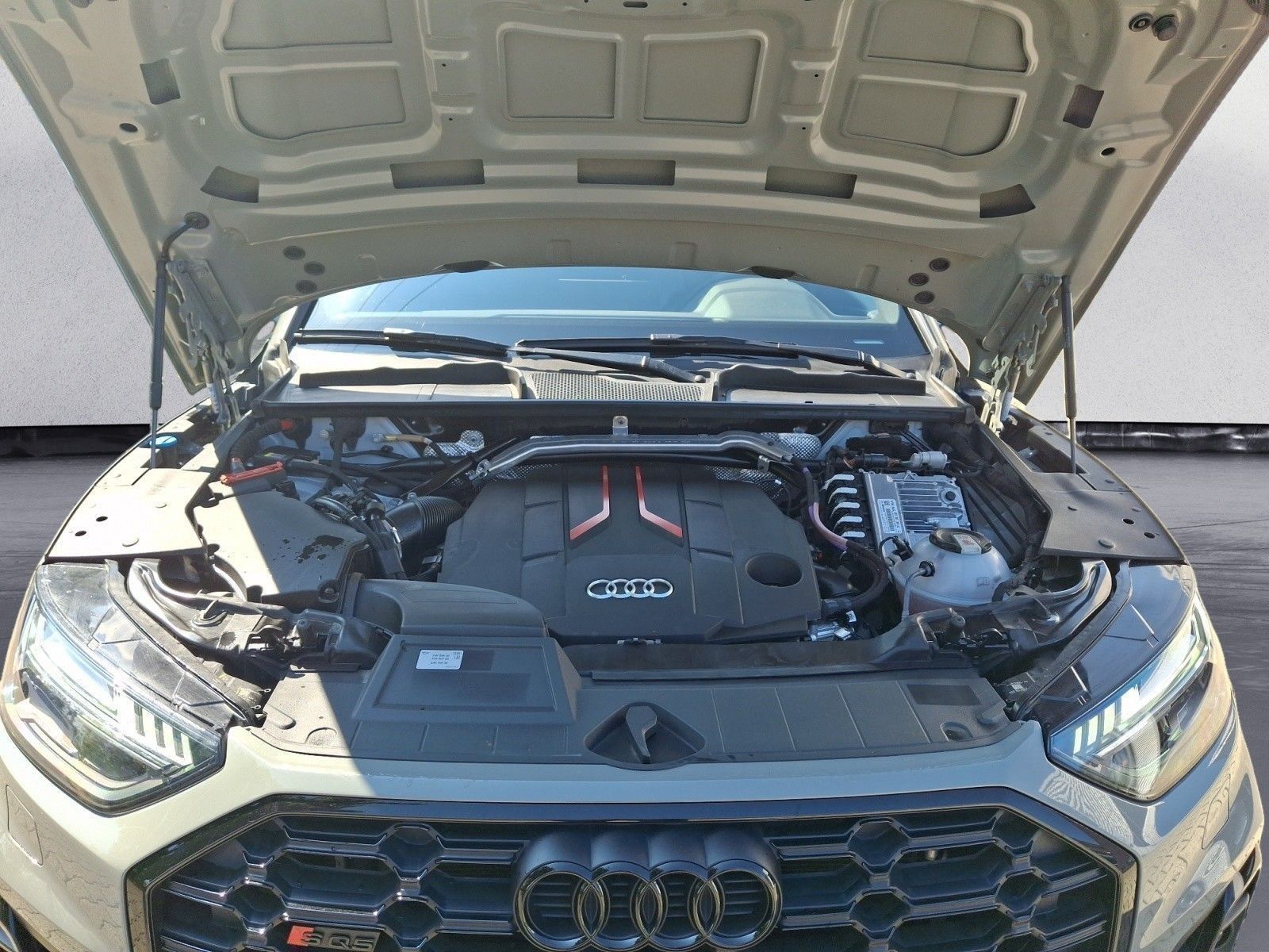 Audi SQ5 foto 16