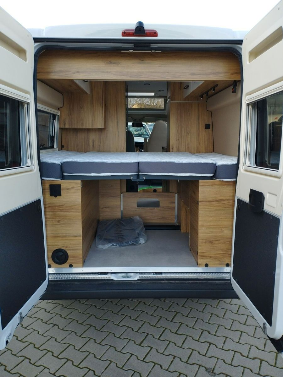 Fahrzeugabbildung Karmann Dexter DE 580 140 PS und Concept Paket