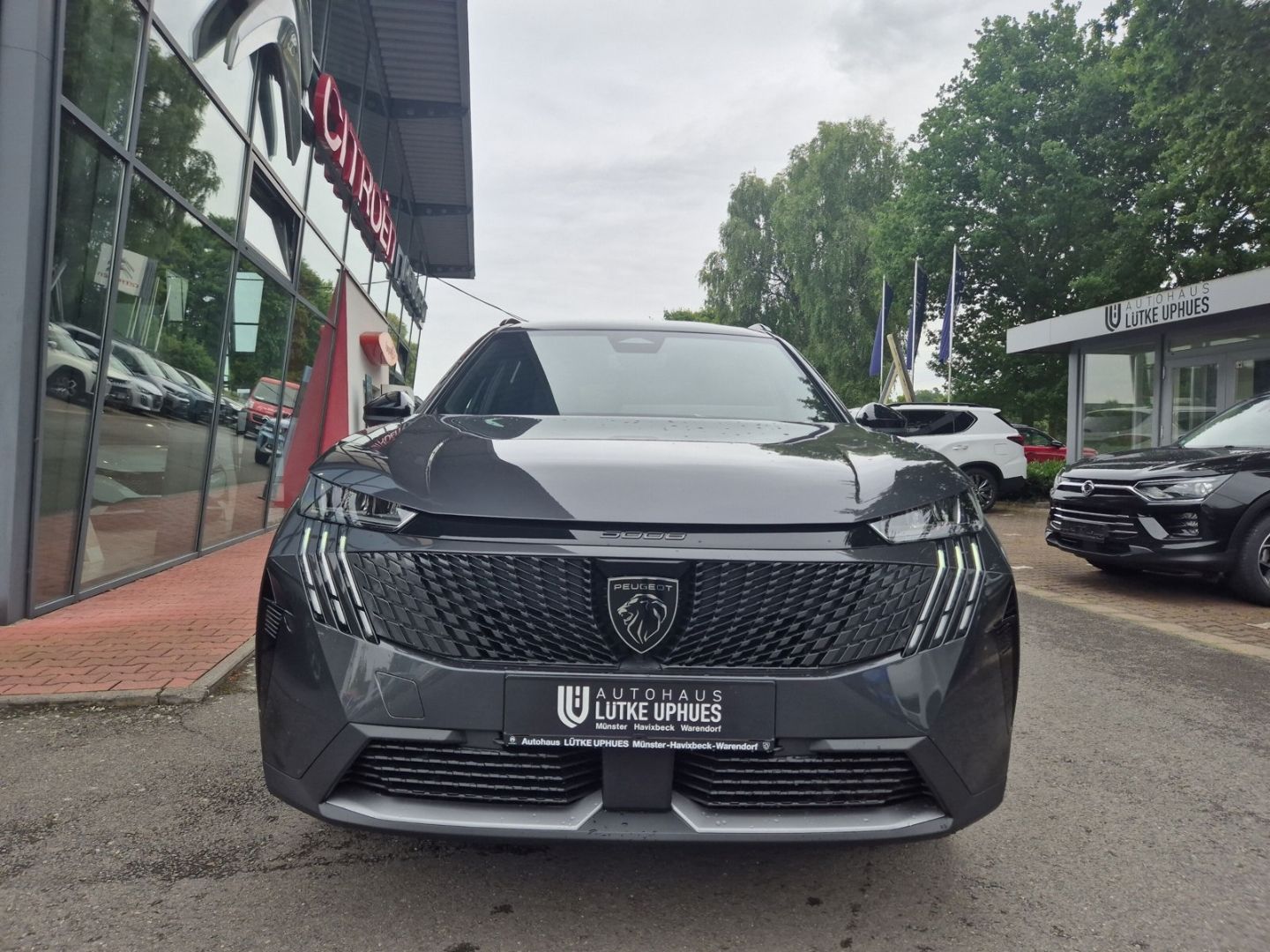 Fahrzeugabbildung Peugeot 5008 Allure HYBRID 145 e-DSC6 Navi LED CarPlay